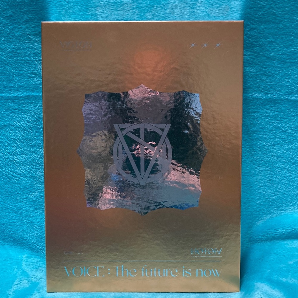VICTON album